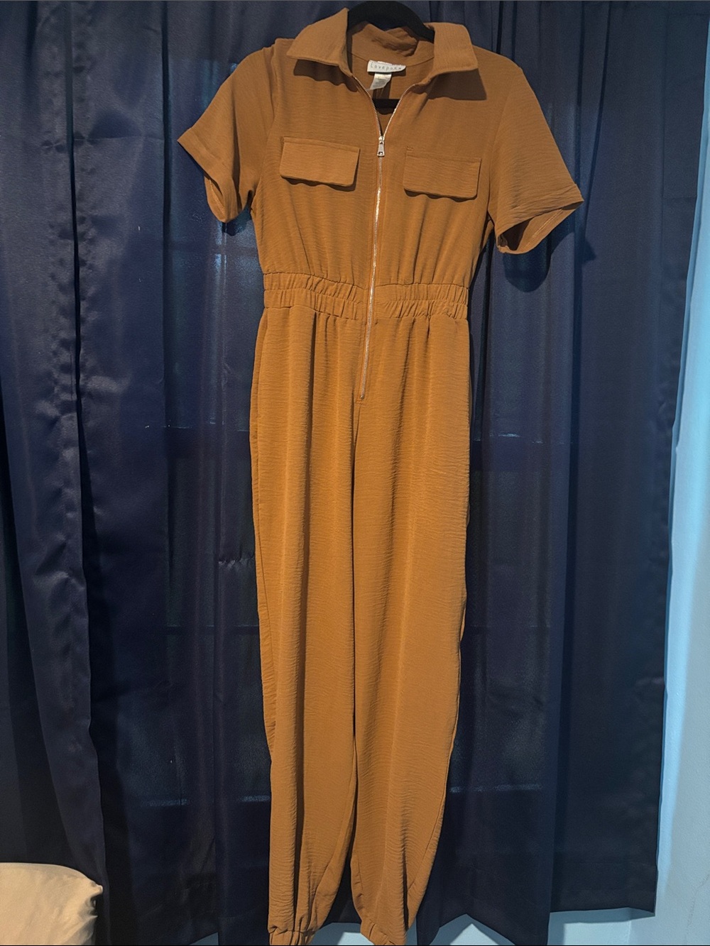 Casual Short-Sleeve Zip Front Jumpsuit in Camel